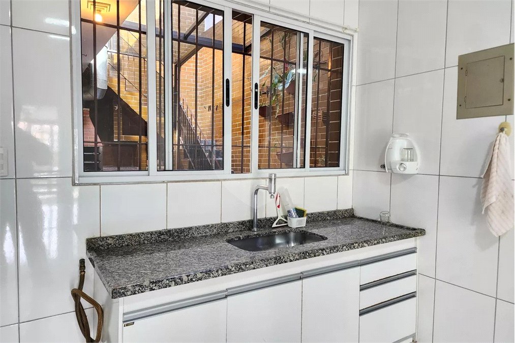 Sobrado à venda com 3 quartos, sendo 1 suíte, em Nova Petrópolis, São Bernardo do Campo, SP