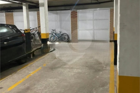 Casa à venda com 3 quartos, sendo 1 suíte, no condomínio Villa Sorrentina, São Paulo - SP