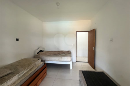Casa à venda com 4 quartos, sendo 1 suíte, em Mato Seco, Itapetininga, SP