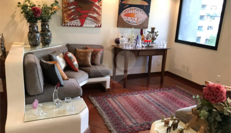 Apartamento à venda com 4 quartos, sendo 3 suítes,  em Indianópolis, São Paulo, SP