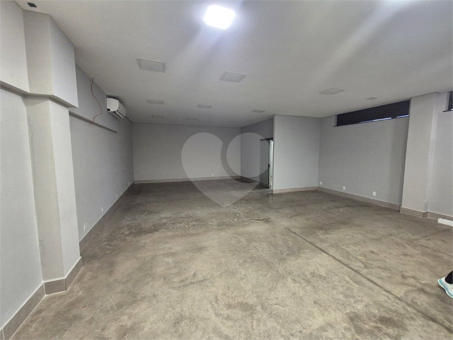 Prédio para alugar em Vila Faustina I, Valinhos, SP