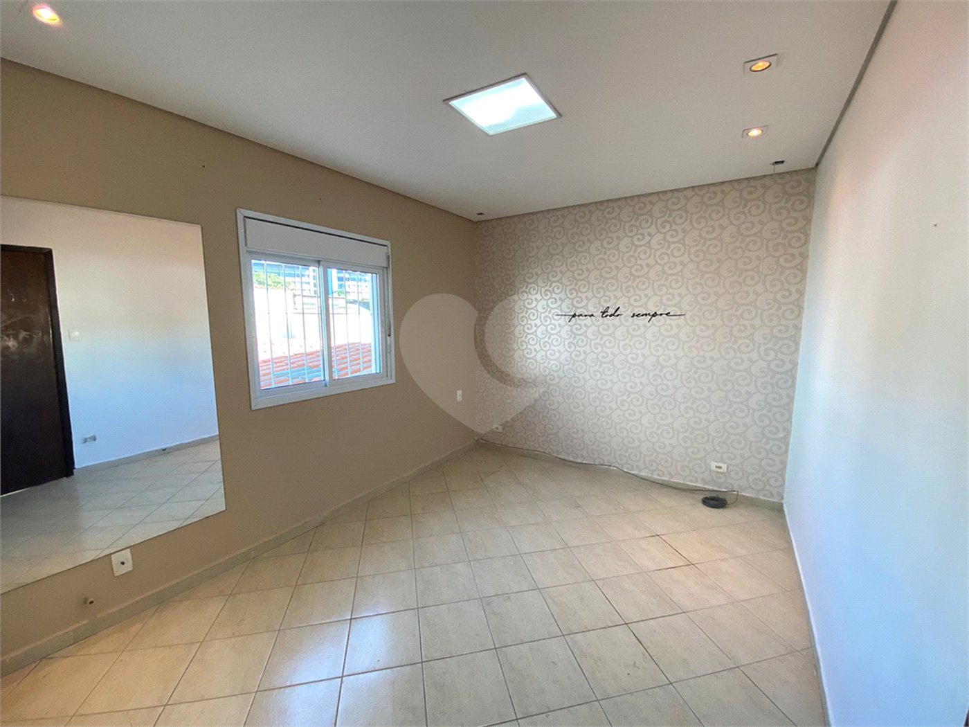 Casa à venda com 5 quartos, sendo 1 suíte,  em Indianópolis, São Paulo, SP