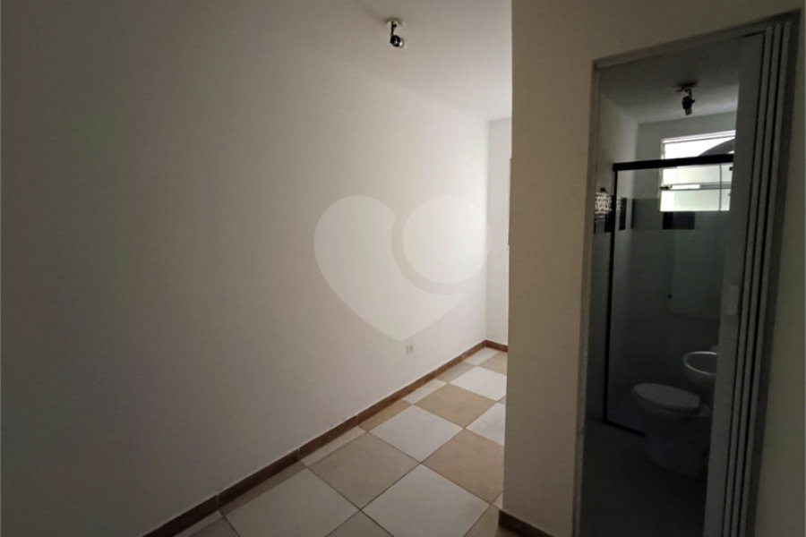 Casa para alugar com 1 quarto no condomínio Cond R Claudio Rodrigues Lopes, São Paulo - SP