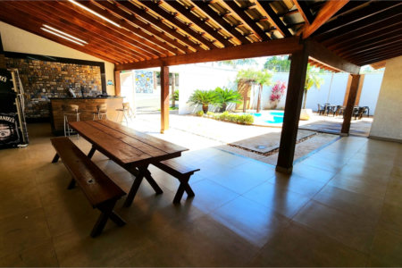 Casa à venda com 1 suíte em Jardim Pinheiros (vila Xavier), Araraquara, SP