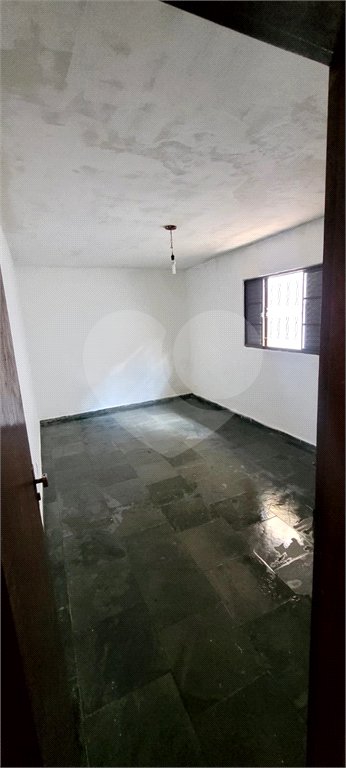 Casa à venda com 3 quartos em Conjunto Residencial Cocuera, Mogi das Cruzes, SP