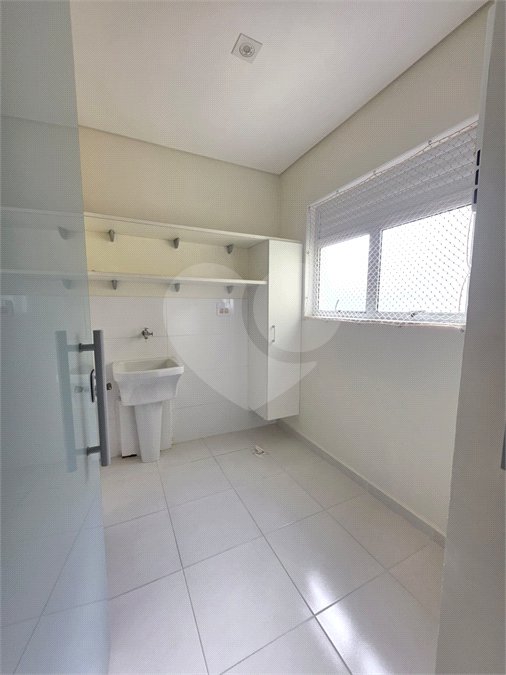 Apartamento à venda ou para alugar com 3 suítes no Centro, Vinhedo, SP