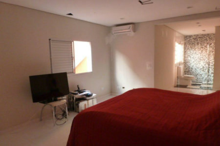 Sobrado à venda com 3 quartos, sendo 1 suíte,  em Paraíso do Morumbi, São Paulo, SP