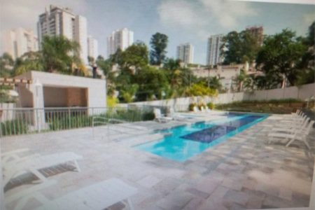 Apartamento à venda com 3 quartos, sendo 1 suíte,  em Vila Andrade, São Paulo, SP