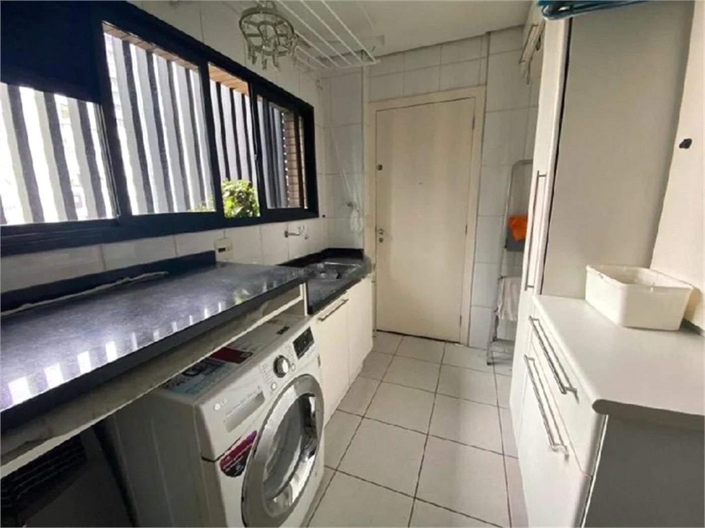 Apartamento à venda ou para alugar com 3 suítes em Vila Suzana, São Paulo, SP