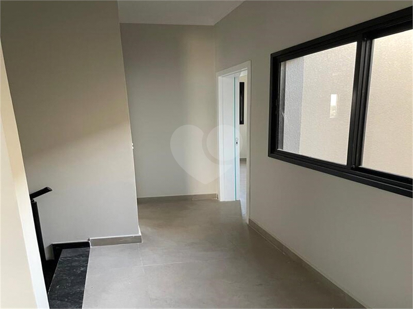 Casa à venda com 3 quartos, sendo 1 suíte, no condomínio Vila Paraty, Indaiatuba - SP