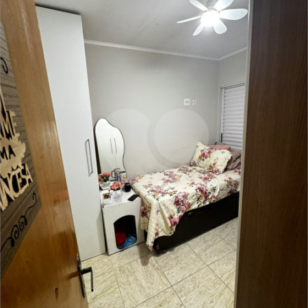 Sobrado à venda com 3 quartos, sendo 1 suíte,  em Parque Ipê, São Paulo, SP
