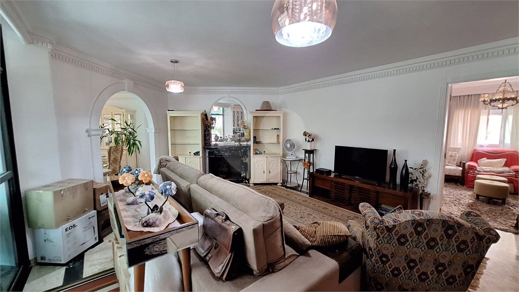 Apartamento à venda com 3 suítes em Pacaembu, São Paulo, SP