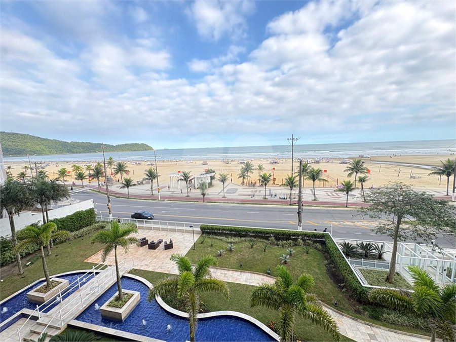 Apartamento à venda com 2 quartos, sendo 1 suíte,  em Boqueirão, Praia Grande, SP