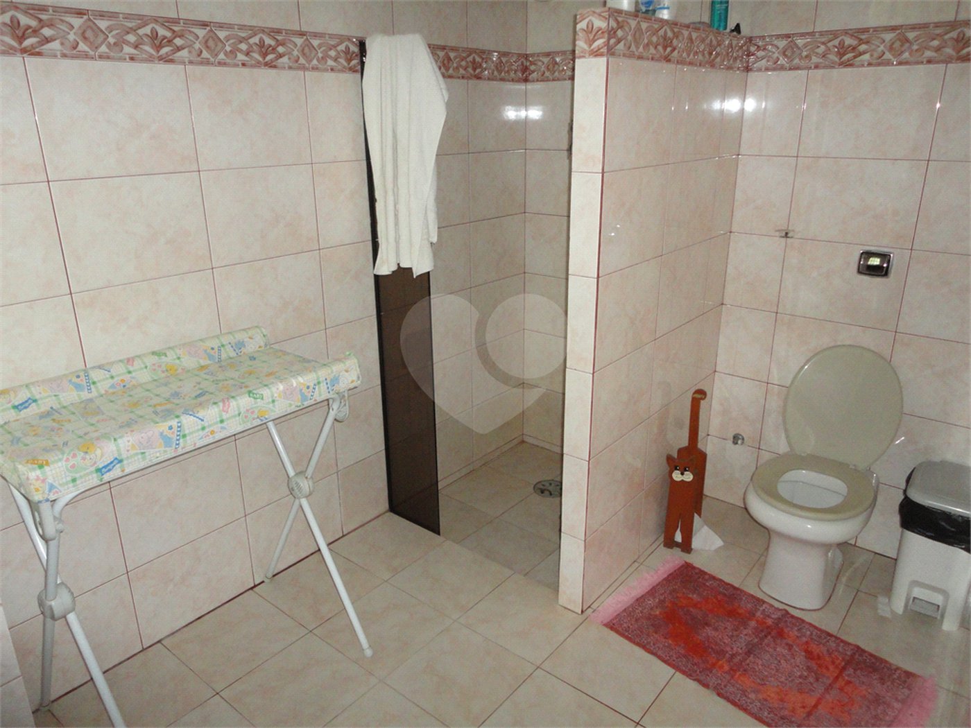 Sobrado à venda com 9 quartos, sendo 7 suítes,  em Parque Morumbi, Mogi das Cruzes, SP