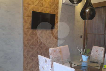 Casa à venda com 3 suítes no condomínio Reserva Real, Paulínia - SP
