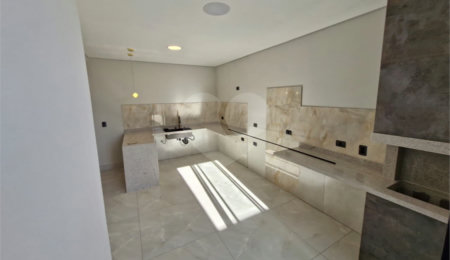 Casa à venda com 3 quartos, sendo 1 suíte,  em Residencial Lago dos Ipês, Itapetininga, SP