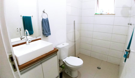 Sobrado à venda com 3 quartos no Brasilândia, São Paulo, SP