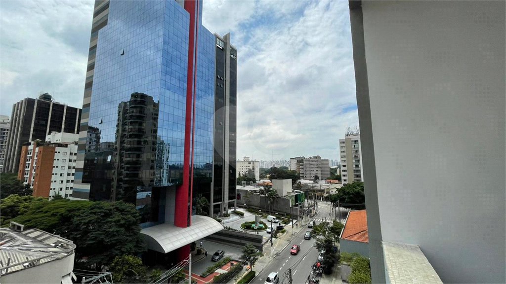 Apartamento à venda com 1 quarto em Itaim Bibi, São Paulo, SP