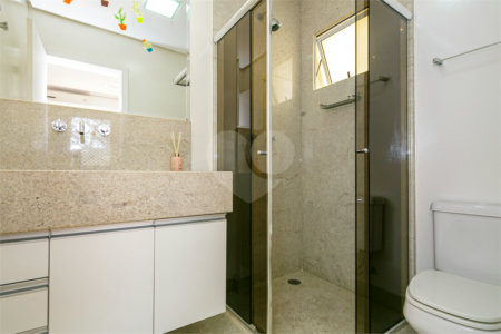 Casa à venda com 3 suítes no condomínio Villaggio Belvedere, São Paulo - SP