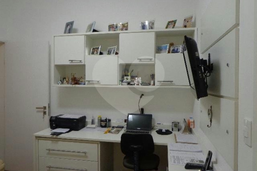 Casa Térrea à venda com 3 suítes em Jardim Franca, São Paulo, SP