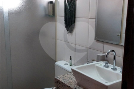 Casa Térrea à venda com 4 quartos, sendo 1 suíte,  em Parque dos Lagos, Mogi das Cruzes, SP
