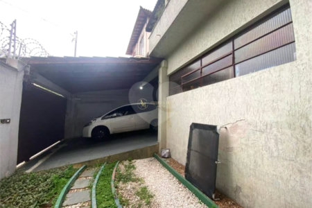 Sobrado à venda com 3 quartos, sendo 1 suíte, em Adalgisa, Osasco, SP
