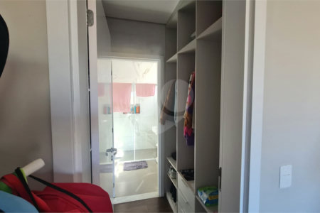 Casa à venda com 3 suítes em Vila Nastri, Itapetininga, SP