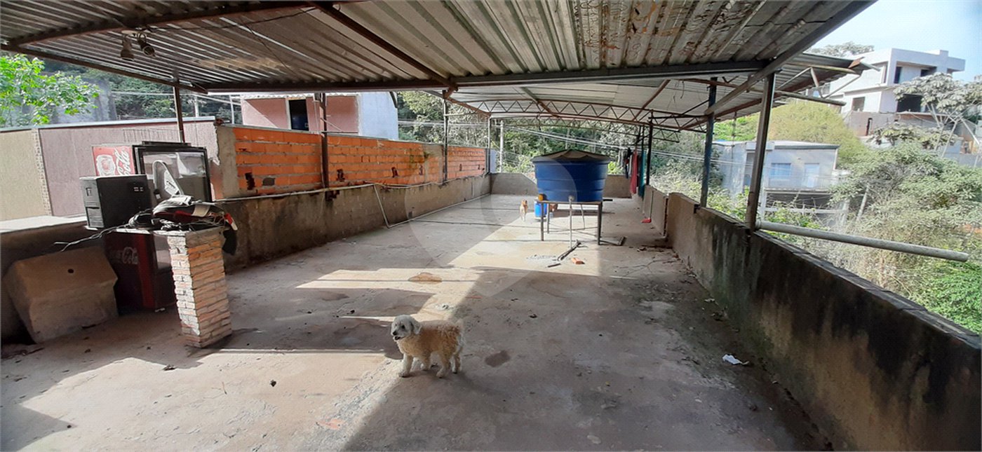 Sobrado à venda com 3 quartos, sendo 1 suíte, em Serra da Cantareira, Mairiporã, SP