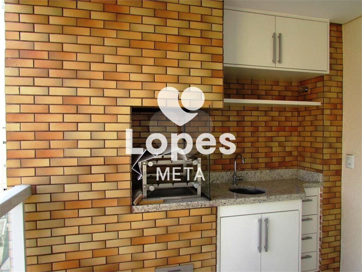 Apartamento à venda com 3 quartos, sendo 1 suíte, em Parque Residencial Aquarius, São José dos Campos, SP