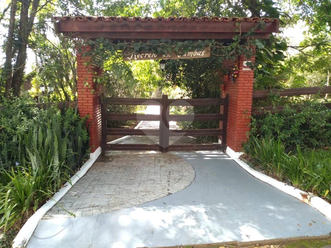 Chácara Condomínio Horto Ivan, LINDA!!! Atibaia, SP. 7.200m² A/T PORTA FECHADA