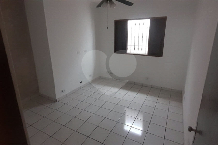 Casa à venda com 3 quartos, sendo 1 suíte,  em Parque Vitória, São Paulo, SP