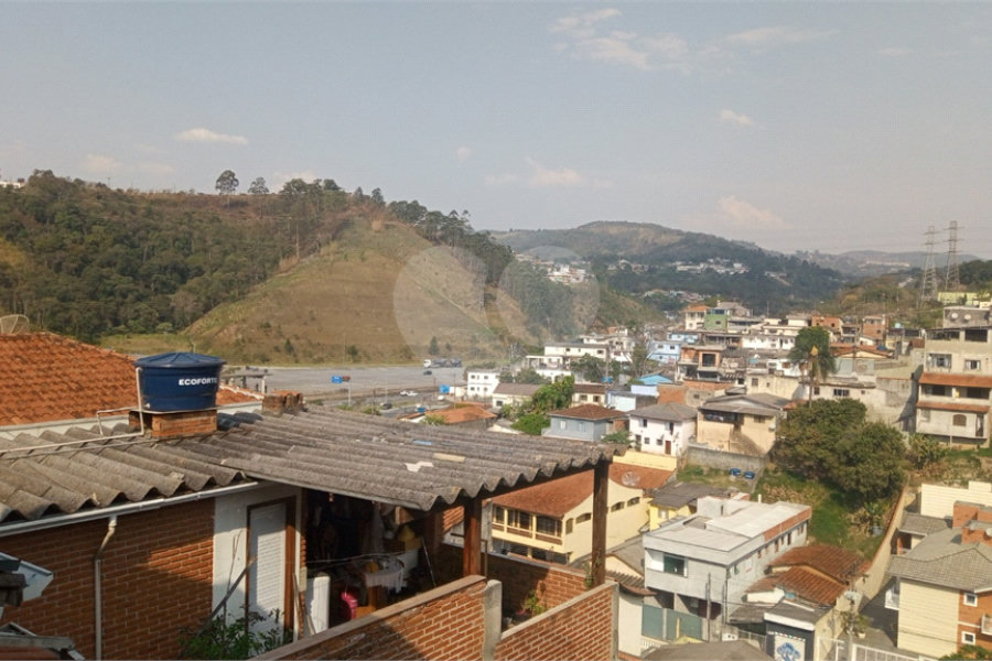 Casa à venda com 5 quartos, sendo 1 suíte, no Centro, Mairiporã, SP