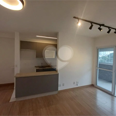 Apartamento à venda com 2 quartos, sendo 1 suíte, em Barra Funda, São Paulo, SP