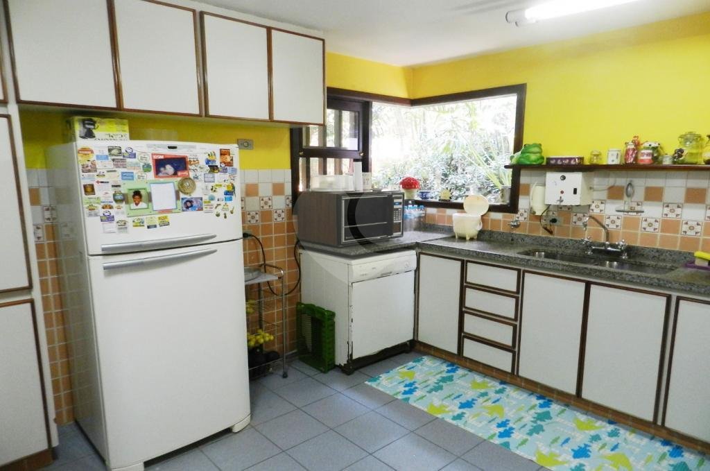 Casa de Vila à venda com 5 quartos, sendo 2 suítes, em Jardim Marajoara, São Paulo, SP