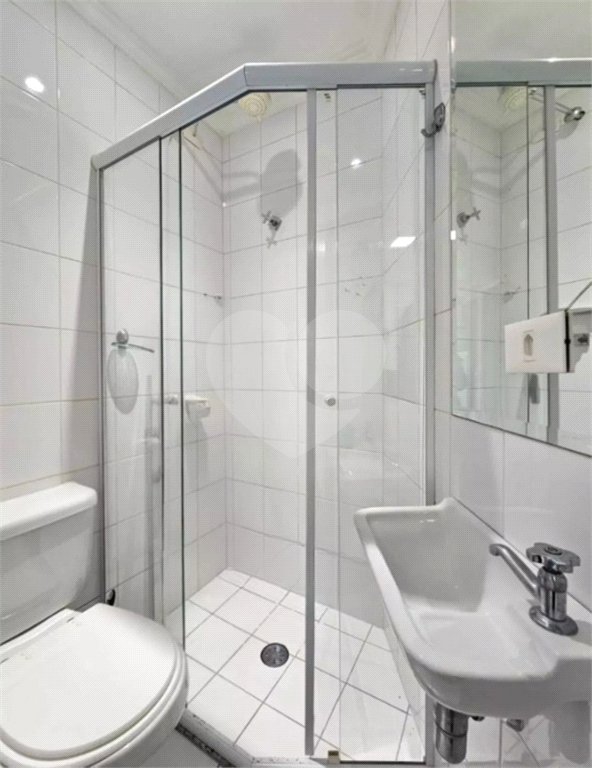 Apartamento à venda com 3 quartos, sendo 1 suíte, em Riviera de São Lourenço, Bertioga, SP