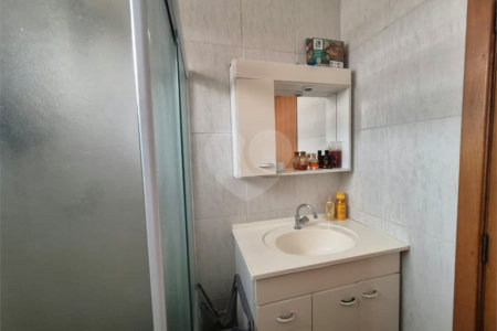 Casa Térrea à venda com 2 quartos em Vila Lageado, São Paulo, SP