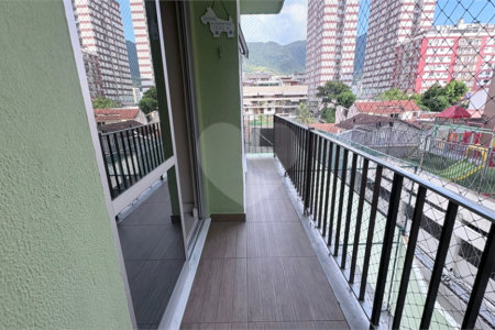 Apartamento à venda com 2 quartos, sendo 1 suíte,  em Vila Isabel, Rio de Janeiro, RJ