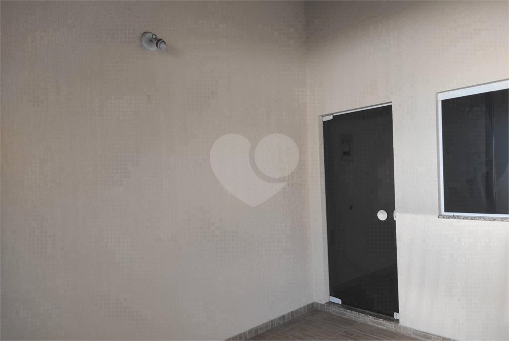 Casa à venda com 3 quartos, sendo 1 suíte,  em Jardim Santa Marta, Salto, SP