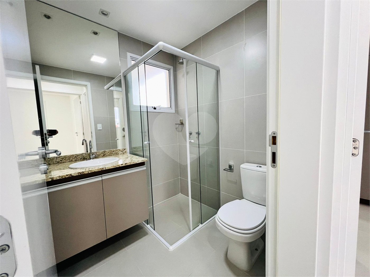 Apartamento para alugar com 2 quartos, sendo 1 suíte, em Jardim Piratininga, Sorocaba, SP