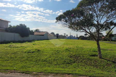 Terreno à venda no condomínio Village Ipanema 1, Araçoiaba da Serra - SP