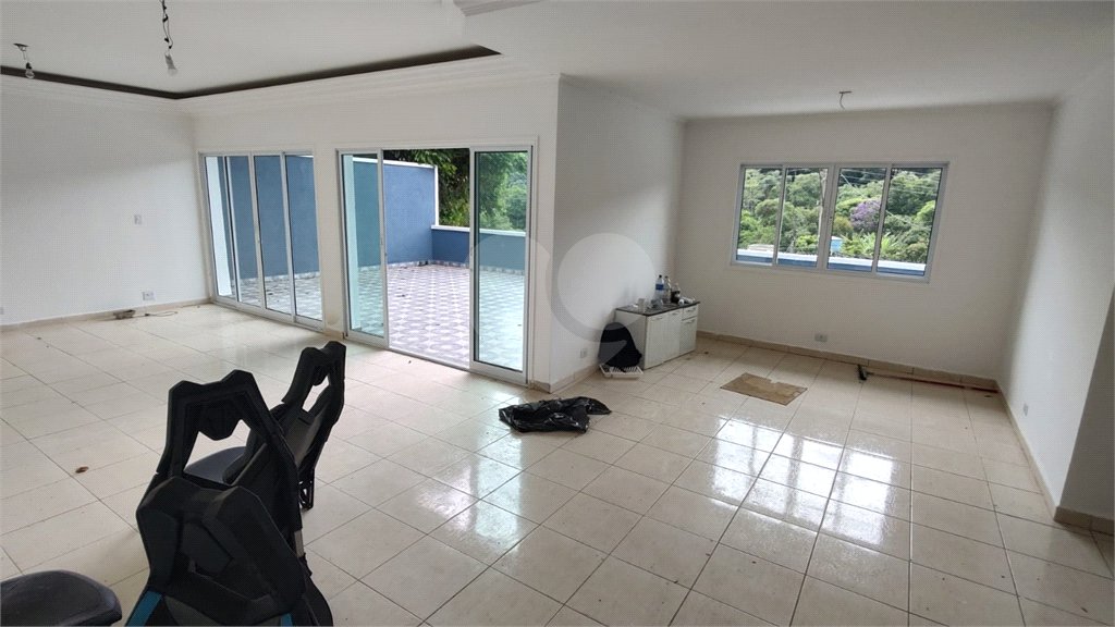 Casa à venda com 3 quartos, sendo 2 suítes,  em Serra da Cantareira, Mairiporã, SP