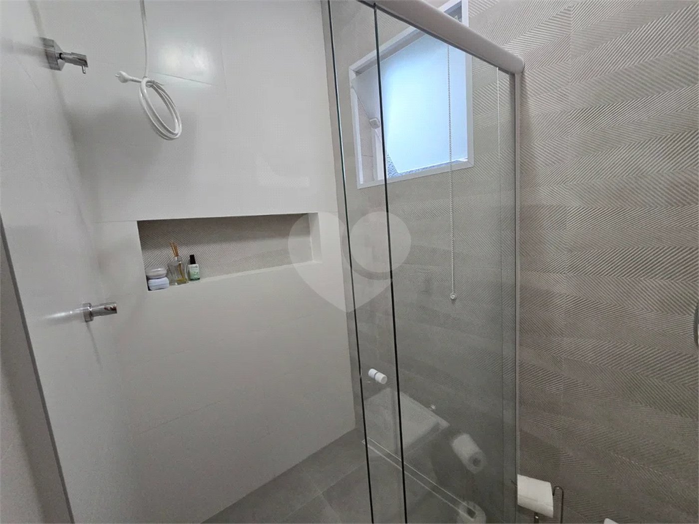 Casa à venda com 3 quartos, sendo 1 suíte, em Santa Teresinha, São Paulo, SP