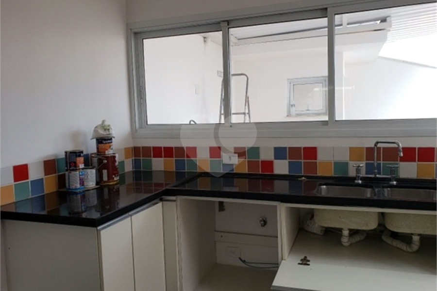 Casa à venda com 3 suítes em Santana, São Paulo, SP