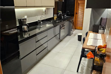 Cobertura à venda com 3 quartos, sendo 1 suíte, em Tijuca, Rio de Janeiro, RJ