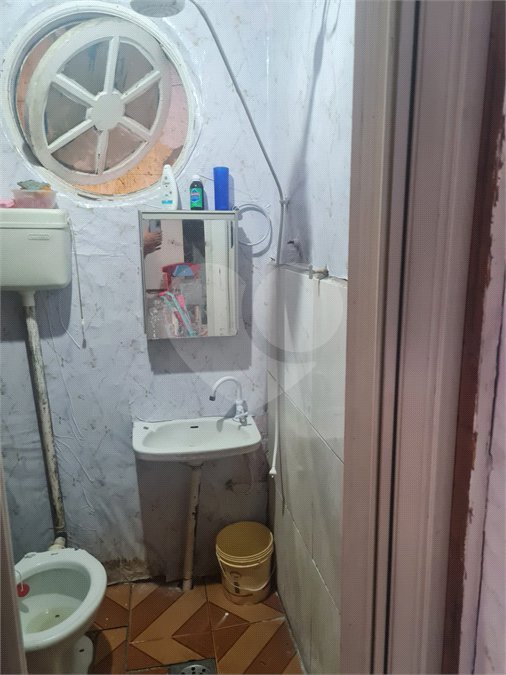 Sobrado à venda com 5 quartos, sendo 4 suítes, em Parque Edu Chaves, São Paulo, SP