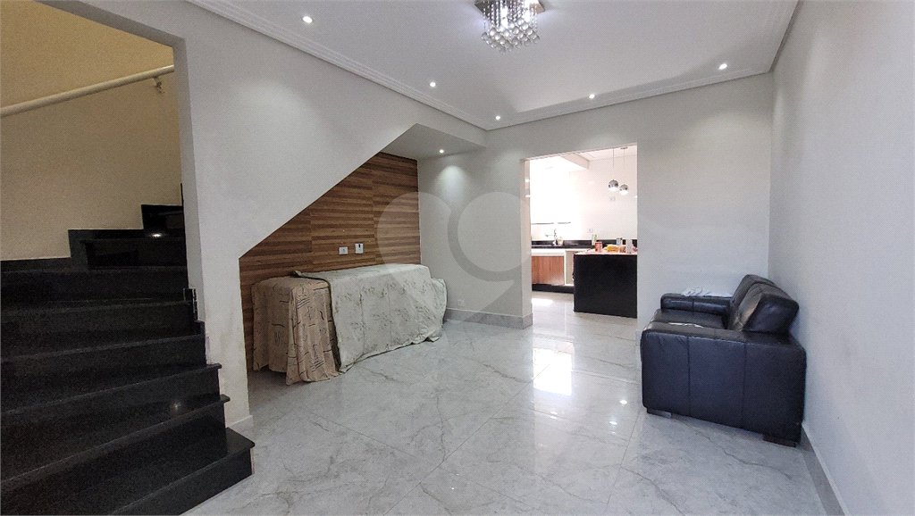 Sobrado à venda com 2 suítes em Vila Guilherme, São Paulo, SP