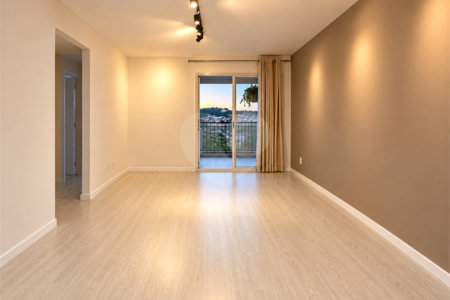Apartamento à venda com 3 quartos, sendo 1 suíte, em Campo Belo, São Paulo, SP