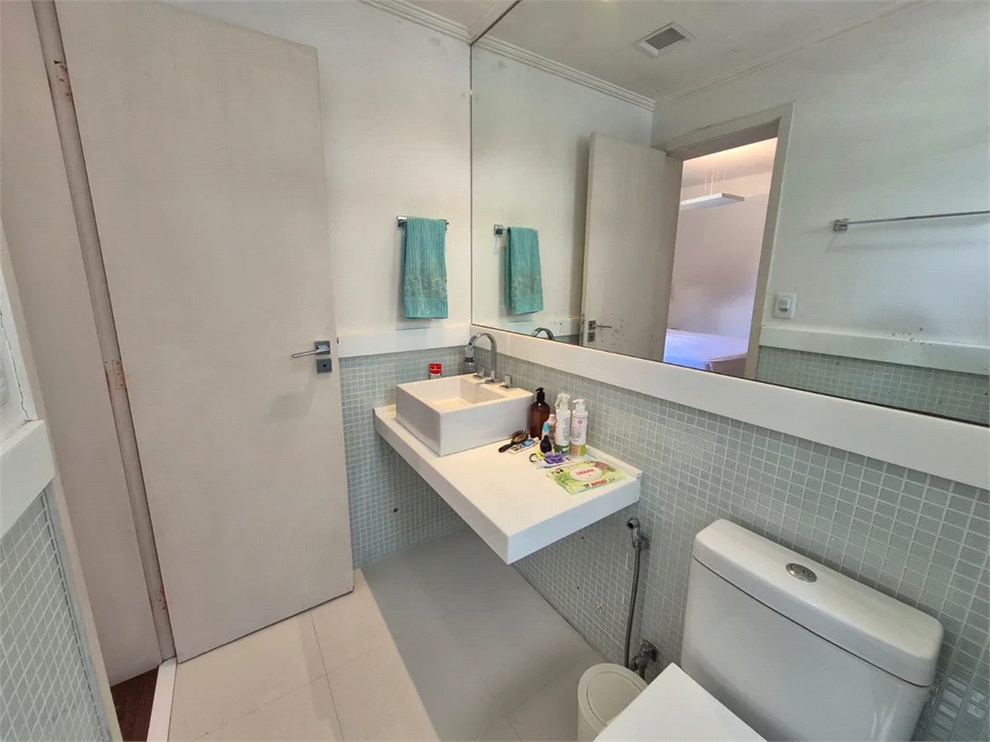 Apartamento à venda com 3 quartos, sendo 2 suítes,  em Jardim Bonfiglioli, São Paulo, SP