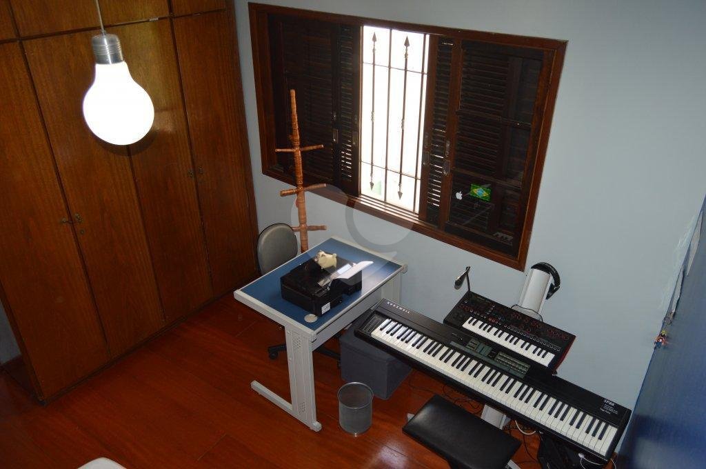 Casa à venda com 3 quartos, sendo 1 suíte, em Santana, São Paulo, SP
