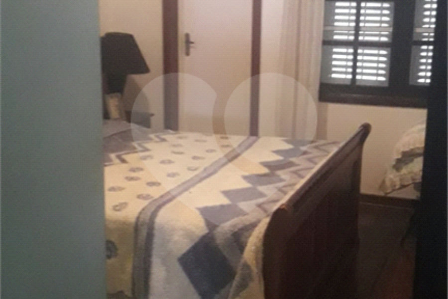 Casa à venda com 3 suítes no condomínio Gleba II, Mairiporã - SP